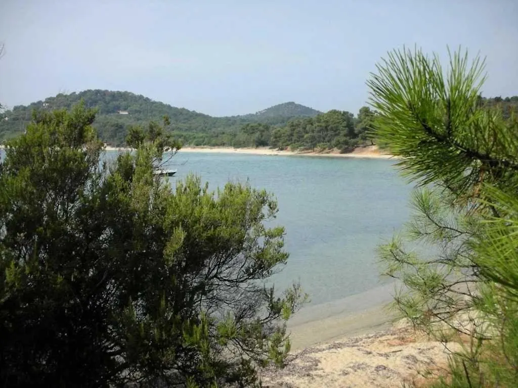 Camping 3 Etoiles - Piscine - Ccaffbe Bormes-les-Mimosas 0*,  France