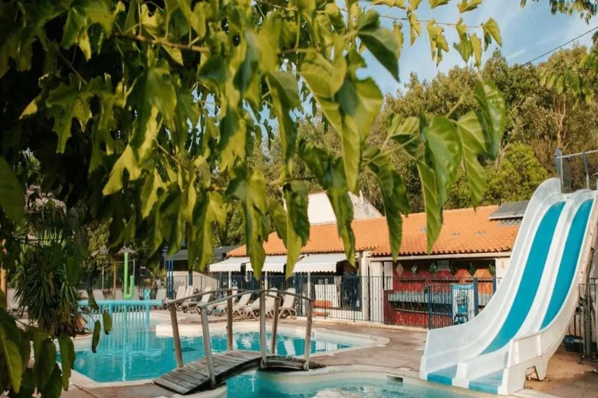 Camping 3 Etoiles - Piscine - Ccaffbe Bormes-les-Mimosas 0*,